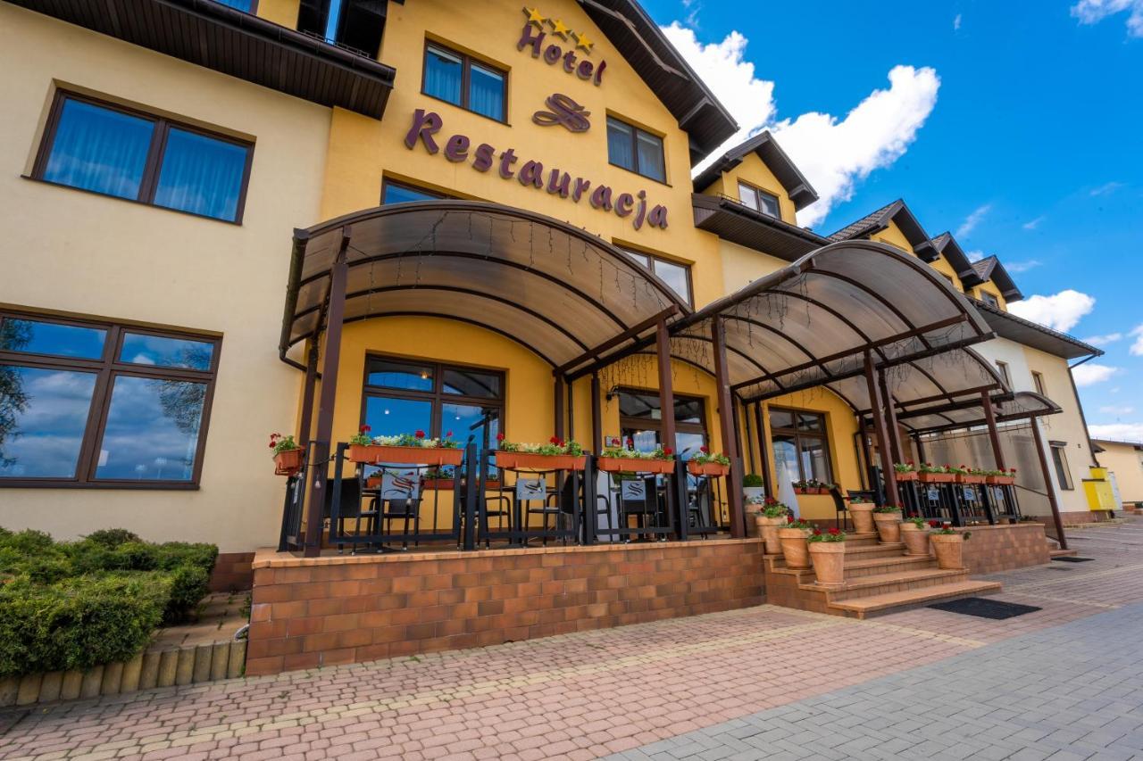 Hotel Szelcow Леско Екстериор снимка