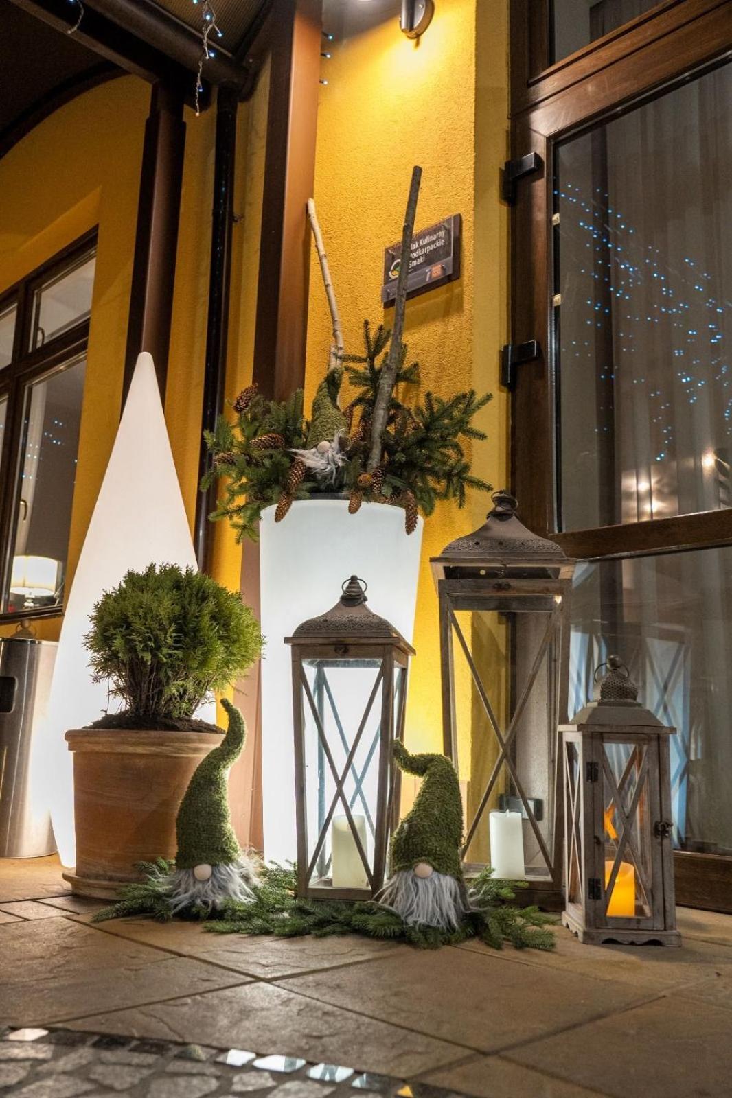 Hotel Szelcow Леско Екстериор снимка